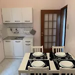 Apartamento Casa Indipendente A 200 Metri Dal Mare