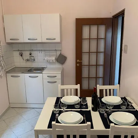 Lägenhet Casa Indipendente A 200 Metri Dal Mare