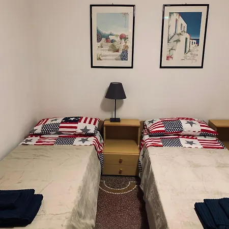 Casa Indipendente A 200 Metri Dal Mare Lägenhet *