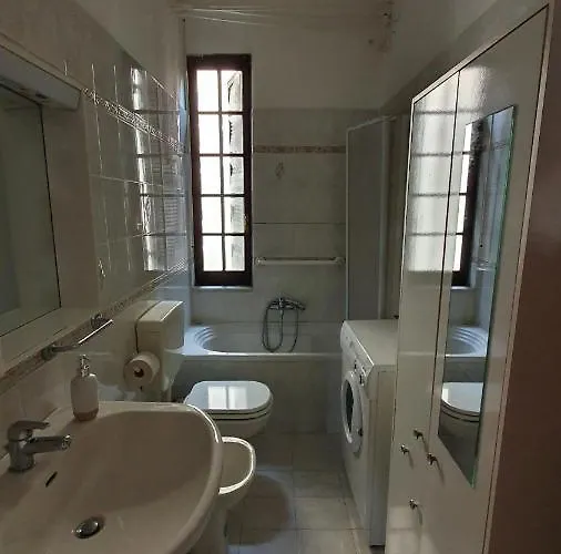 Casa Indipendente A 200 Metri Dal Mare Varazze